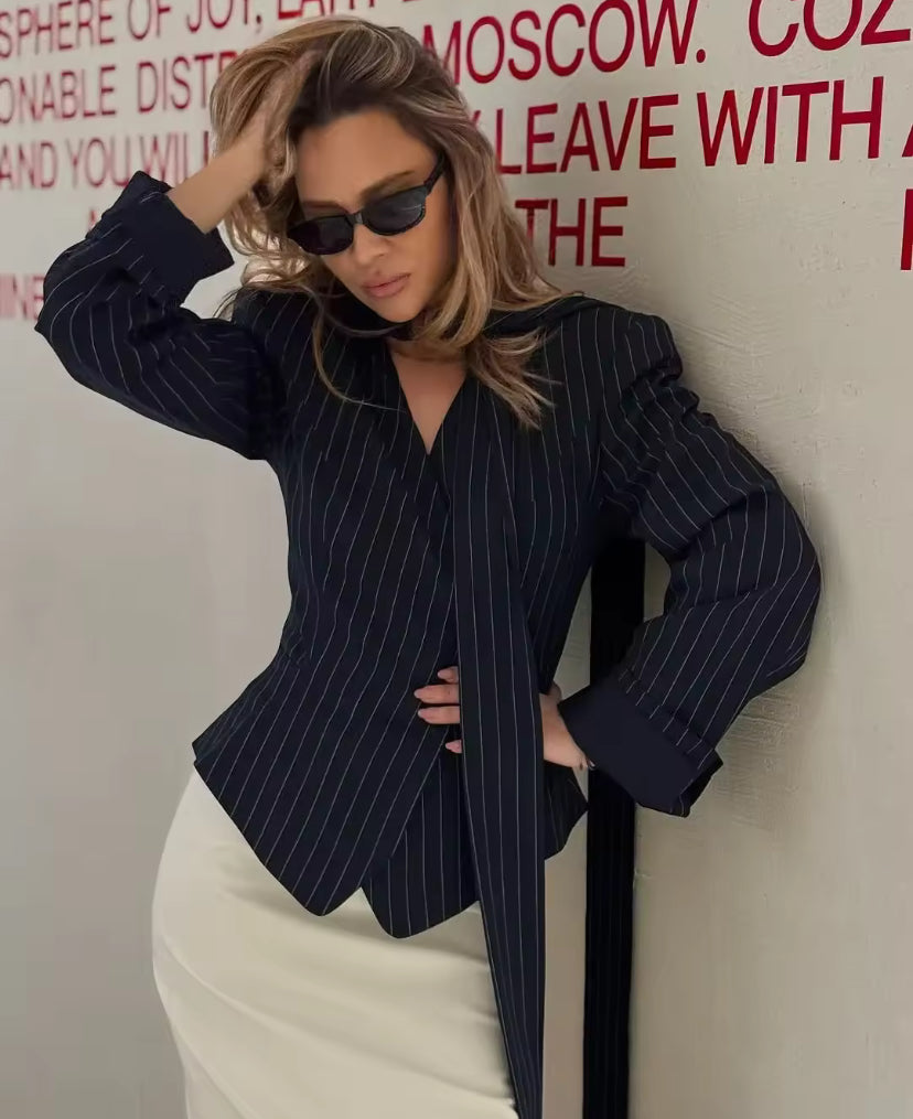 Elegant V-Neck Striped Blazer– Luxury Party Outfit for Women