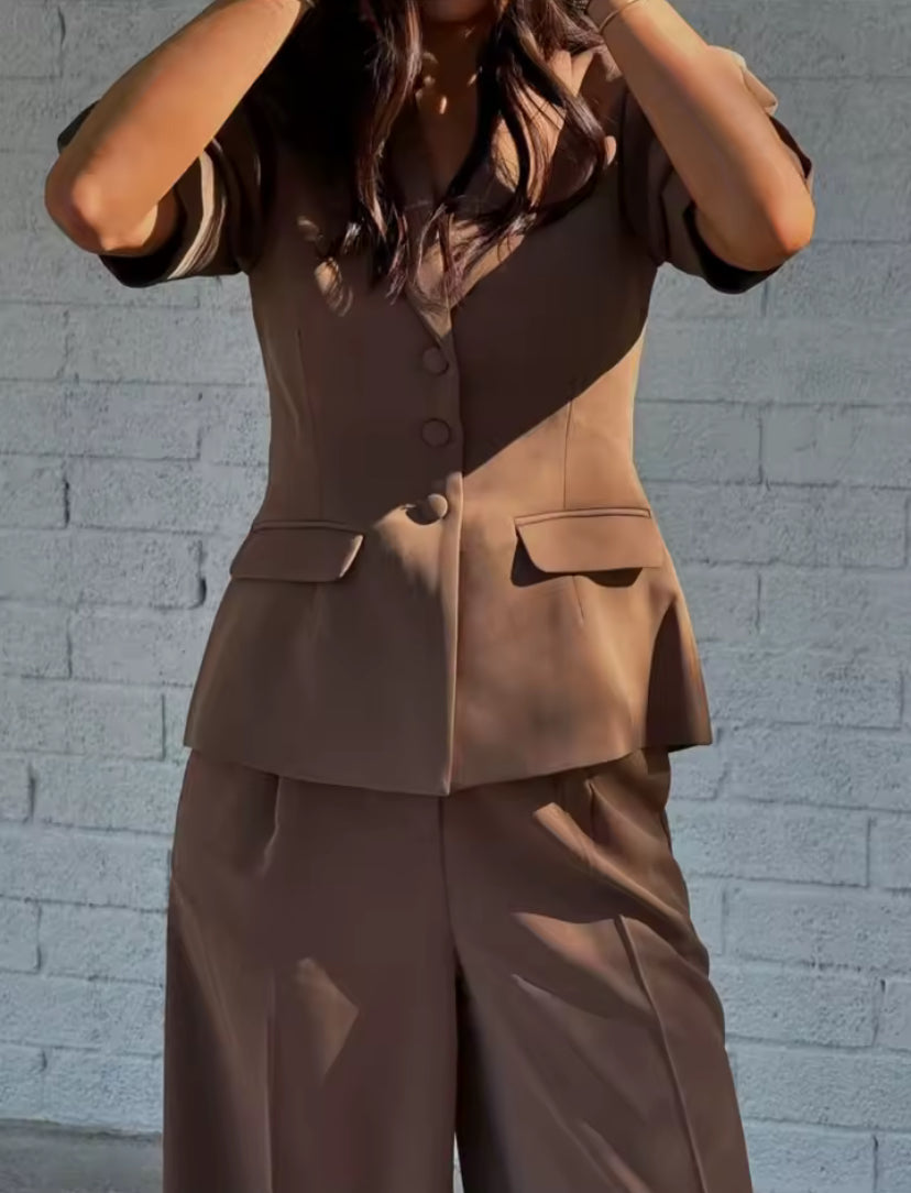 Minimalist V-Neck Short Sleeve Blazer & Straight Leg Trousers Set – Women's 2-Piece Suit